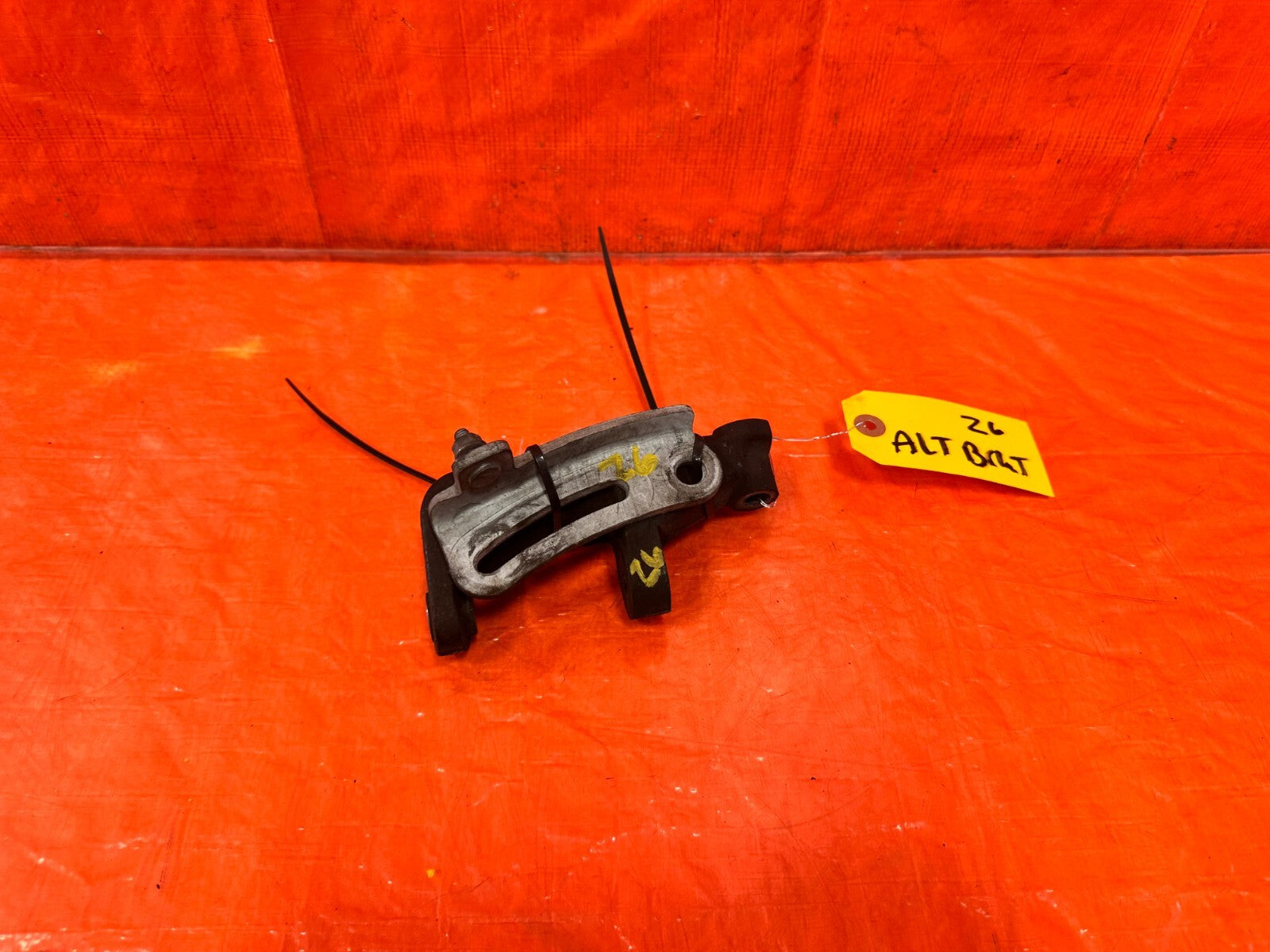 93 95 HONDA DEL SOL 92 95 CIVIC D15B7 D16Z6 ALTERNATOR MOUNTING BRACKETS SOHC Z61