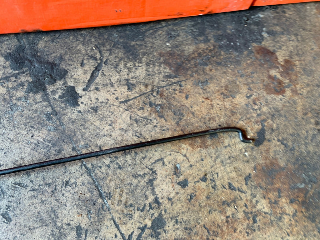 OEM 2007 07 TOYOTA TACOMA 2.7L BASE   HOOD PROP LEVER STICK 3