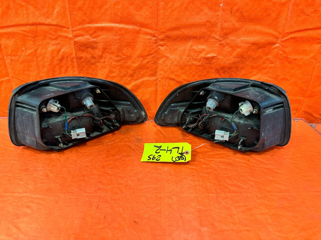 93 97 HONDA DEL SOL   FACTORY TAIL LIGHTS TAIL LAMPS LEFT & RIGHT   OEM #2958
