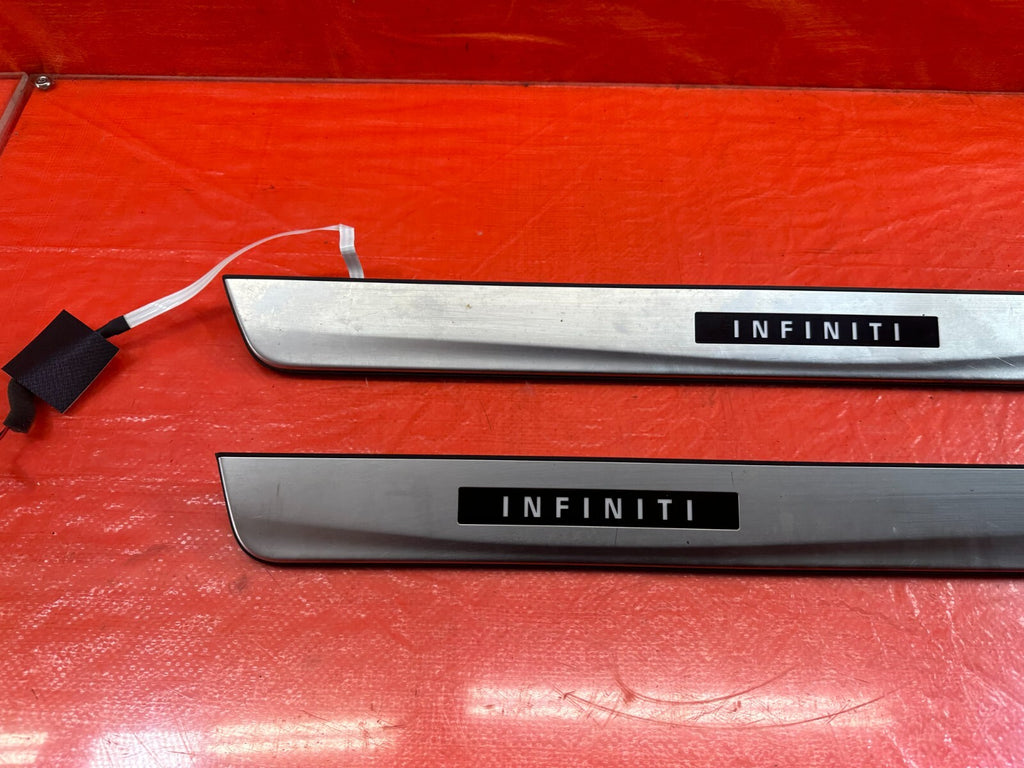 16 20 INFINITI Q50   ILLUMINATING FLOOR PILLAR SCUFF PLATE SET   OEM FACTORY 2225