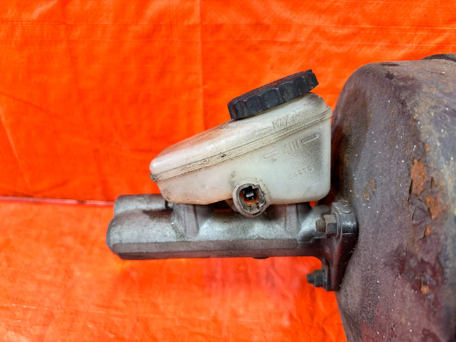 92 94 LEXUS SC300   BRAKE BOOSTER & MASTER CYLINDER   OEM FACTORY #27611