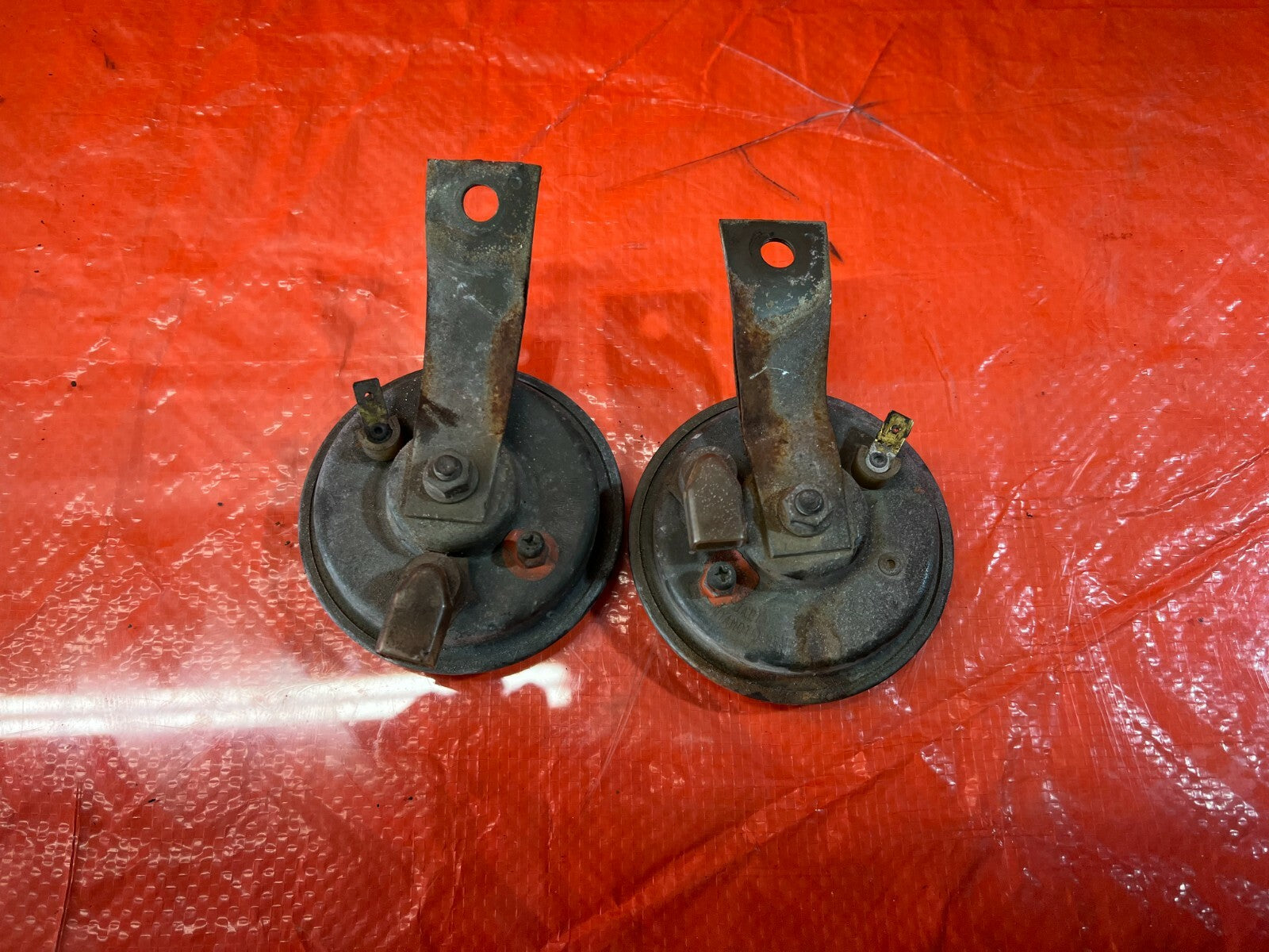 90 96 NISSAN 300ZX   HORN SET / HIGH AND LOW NOTE HORNS   OEM #855