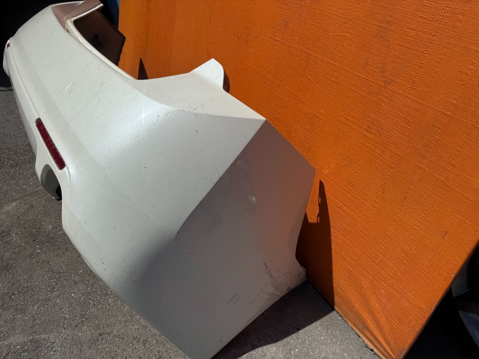 09 14 ACURA TSX   REAR BUMPER COVER WITH REFLECTORS   OEM FACTORY OE2