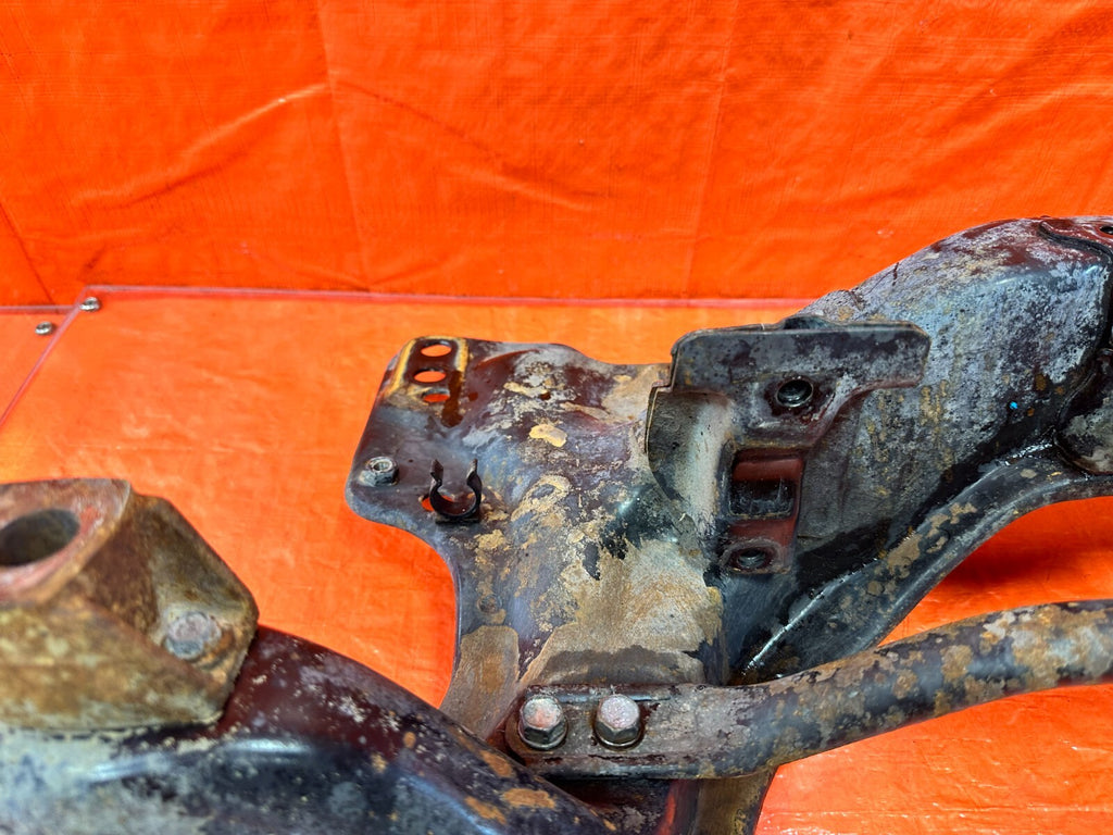 92 95 HONDA CIVIC   MANUAL RACK   SUBFRAME CROSSMEMBER K FRAME ENGINE CRADLE 2743