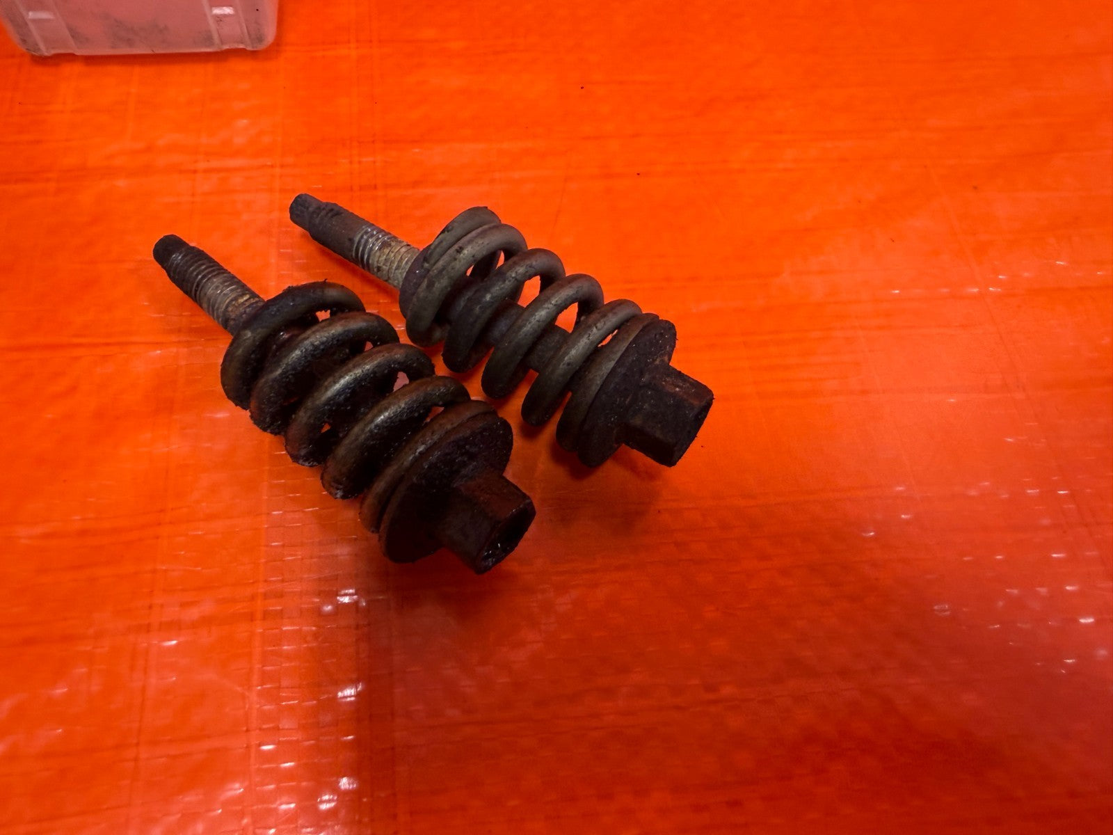09 14 ACURA TSX   2.4L   EXHAUST MID PIPE HANGAR SPRING LOADED BOLTS   OEM #3211