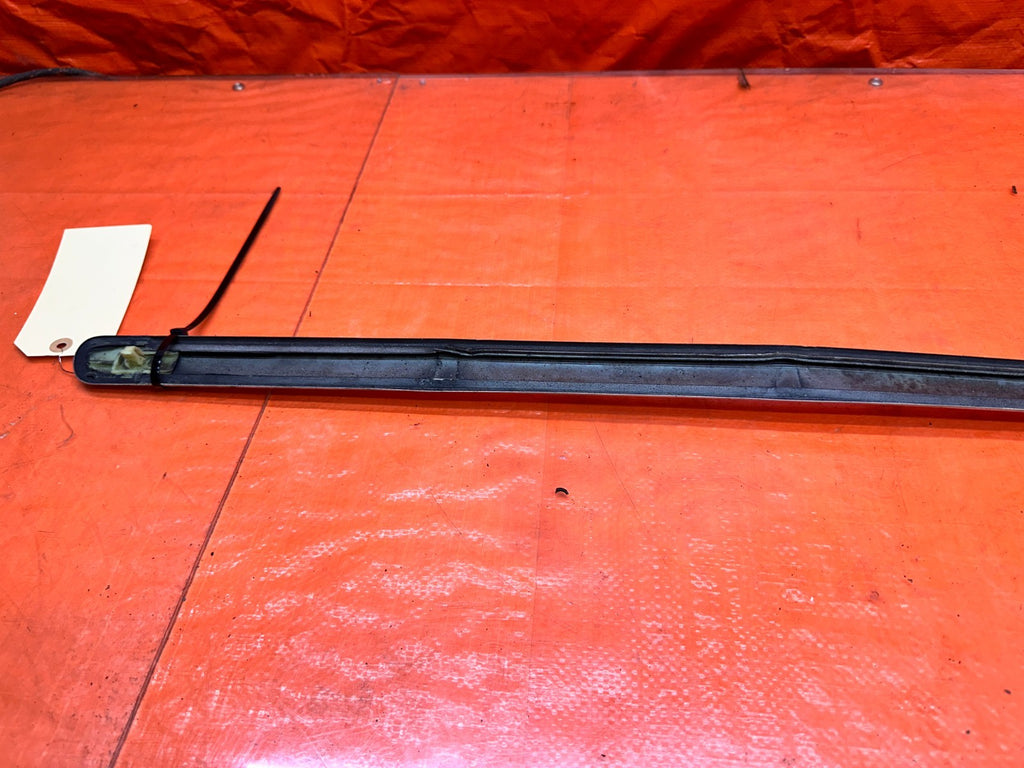 94 01 ACURA INTEGRA 2D RIGHT PASSENGER EXTERIOR DOOR MOLDING TRIM OEM #3318