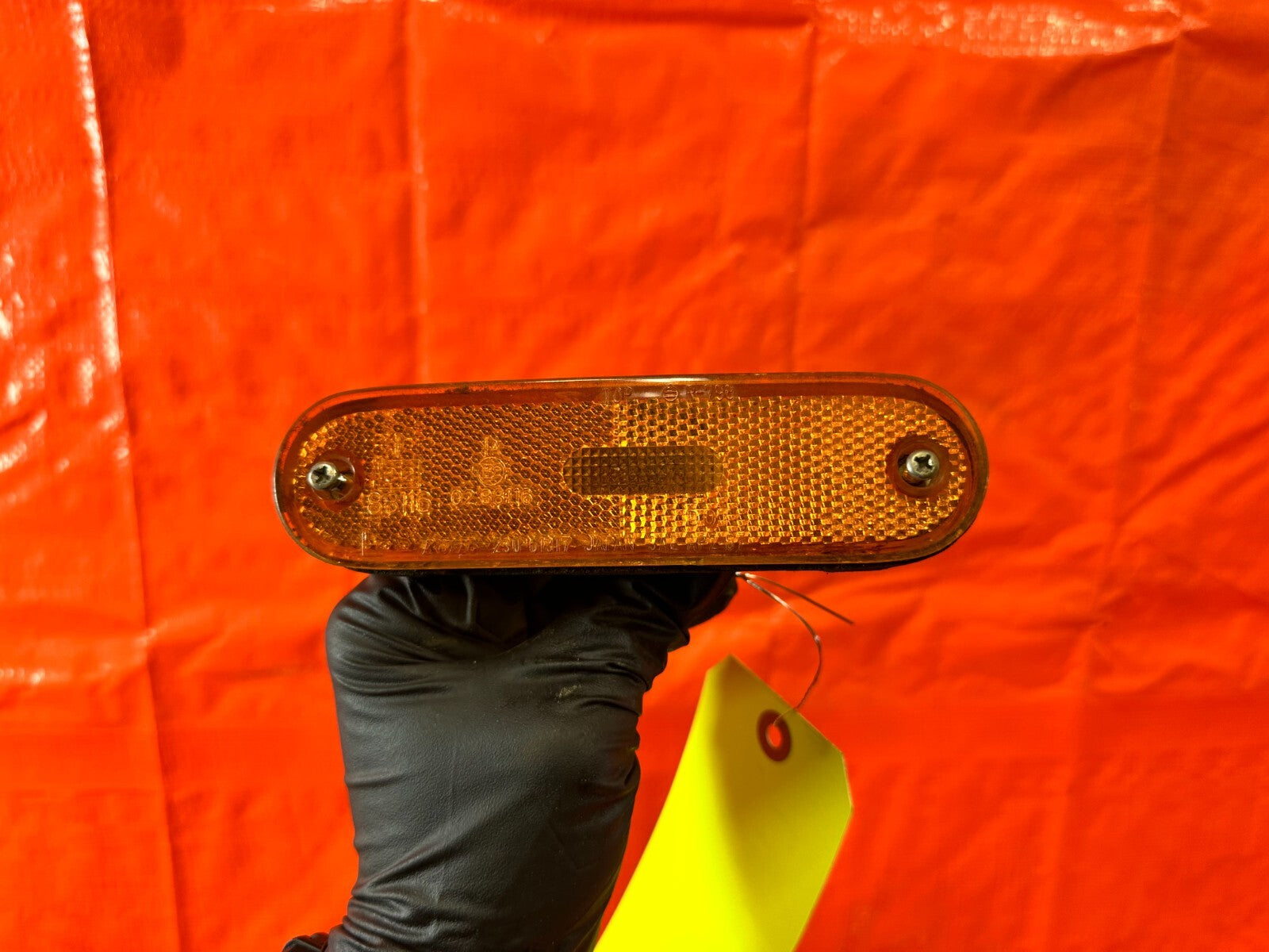 90 97 MAZDA MX 5 MIATA   DRIVER LEFT   AMBER FRONT BUMPER REFLECTOR   OEM #2670