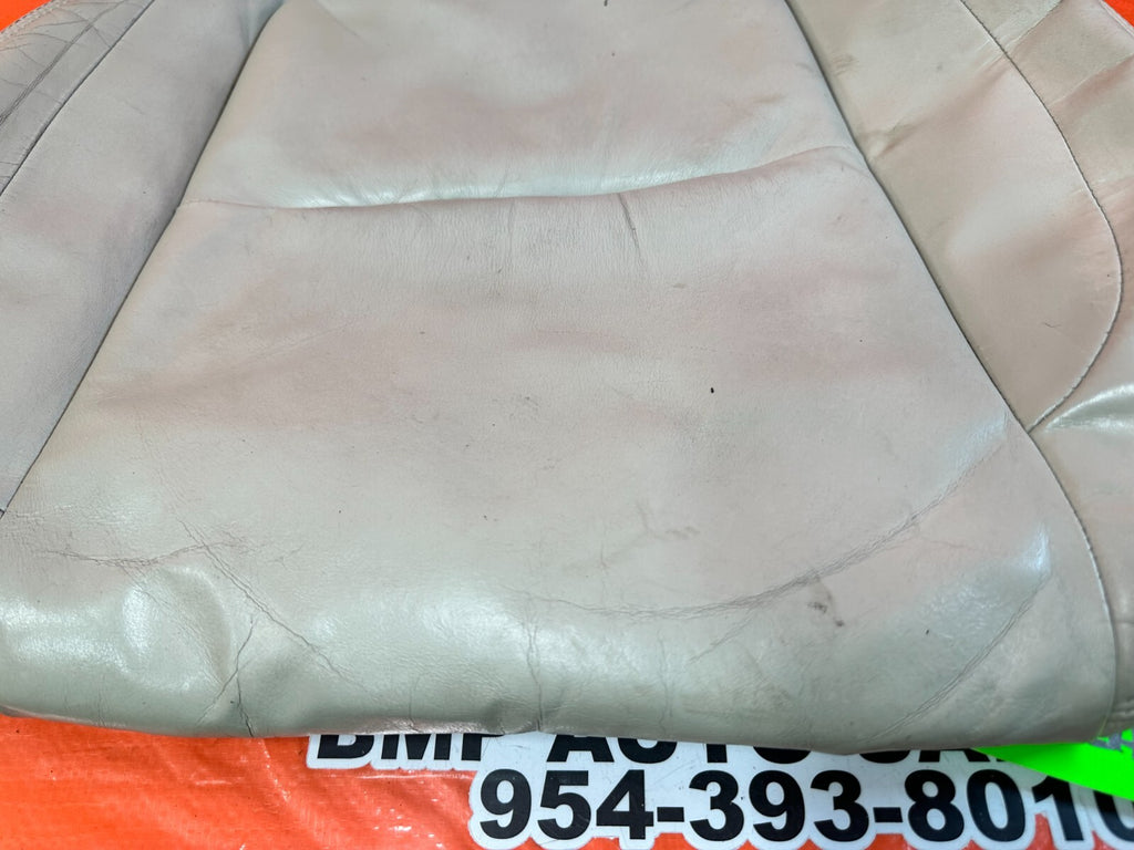 02 10 LEXUS SC430   PASSENGER RIGHT FRONT LOWER SEAT COVER SKIN   ECRU   OEM 2619