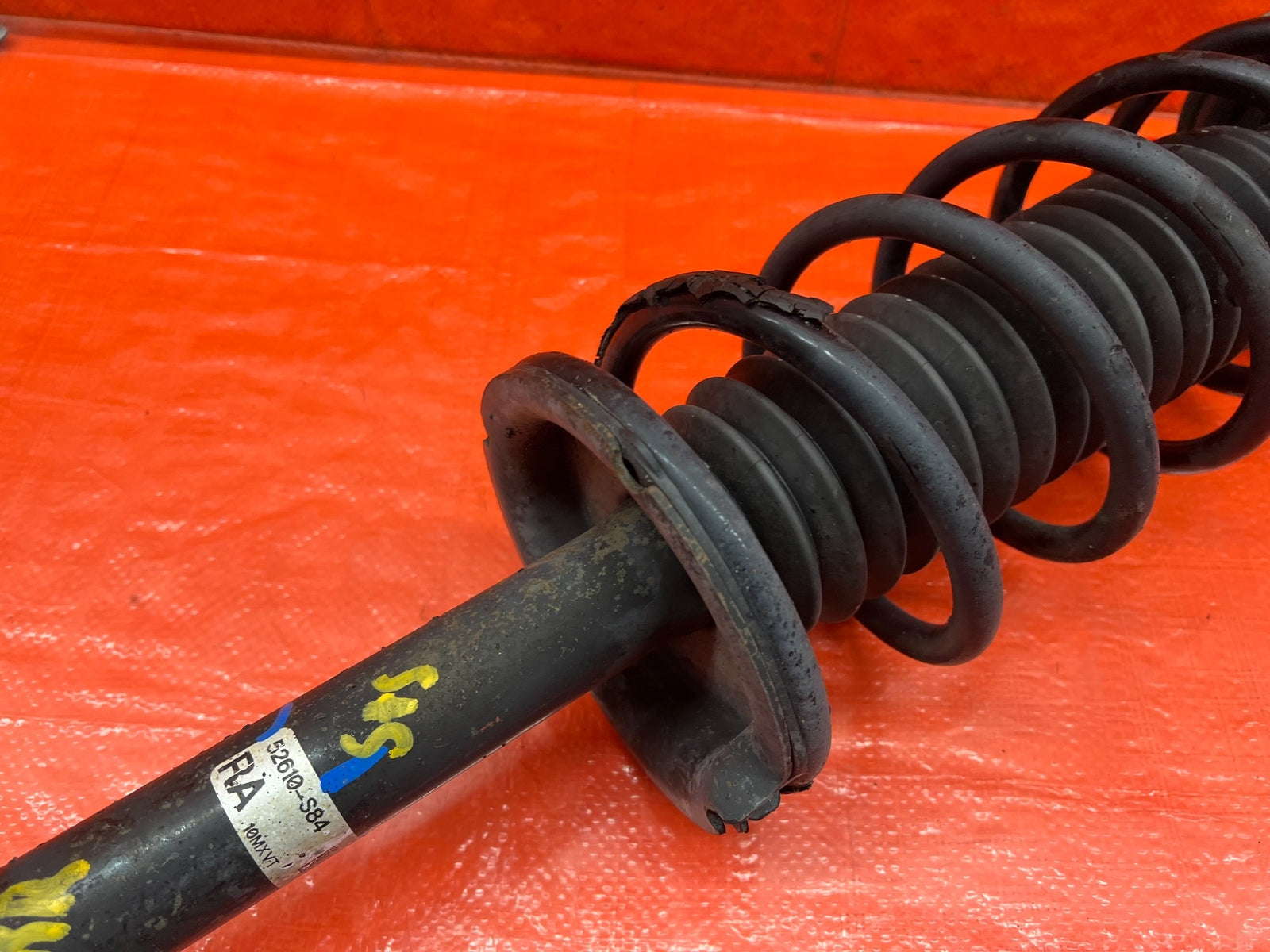 00 02 HONDA ACCORD EX LX 2.3L SHOCK AND SPRING STRUT LEFT OR RIGHT REAR OEM #1678