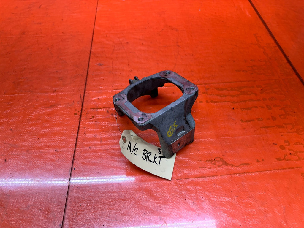 04 08 ACURA TSX   ALUMINUM ENGINE MOTOR MOUNT BRACKET   OEM FACTORY #3302