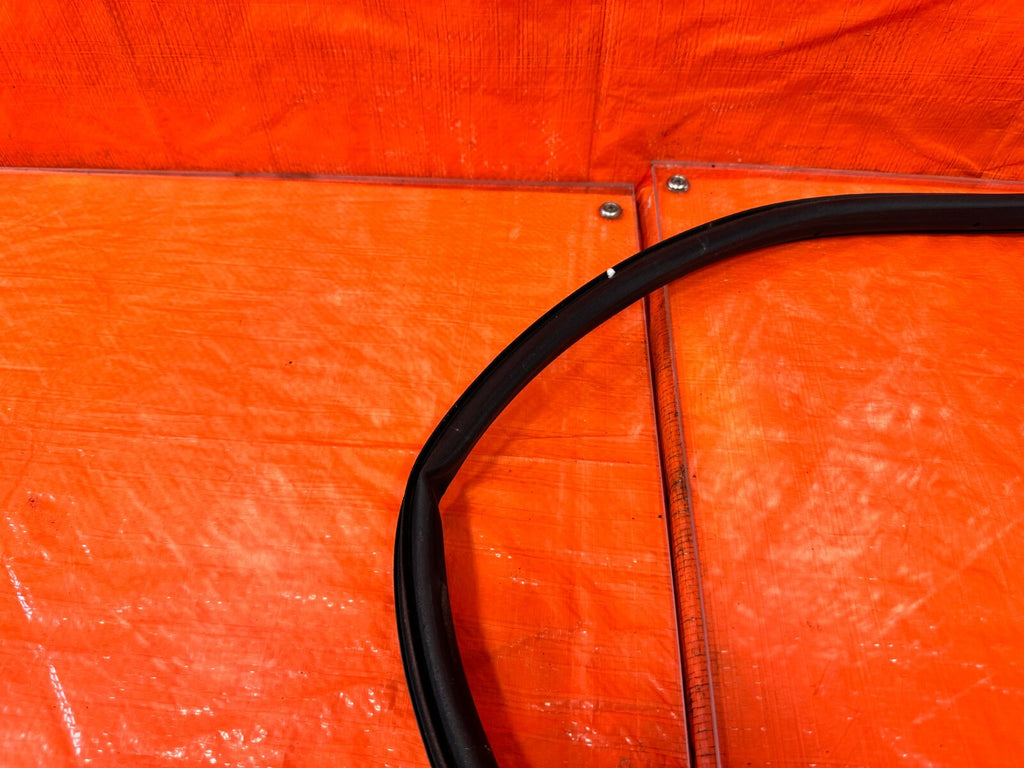 06 11 CIVIC 4D SEDAN DRIVER LEFT REAR DOOR WEATHER STRIP TRIM SEAL GASKET #27010