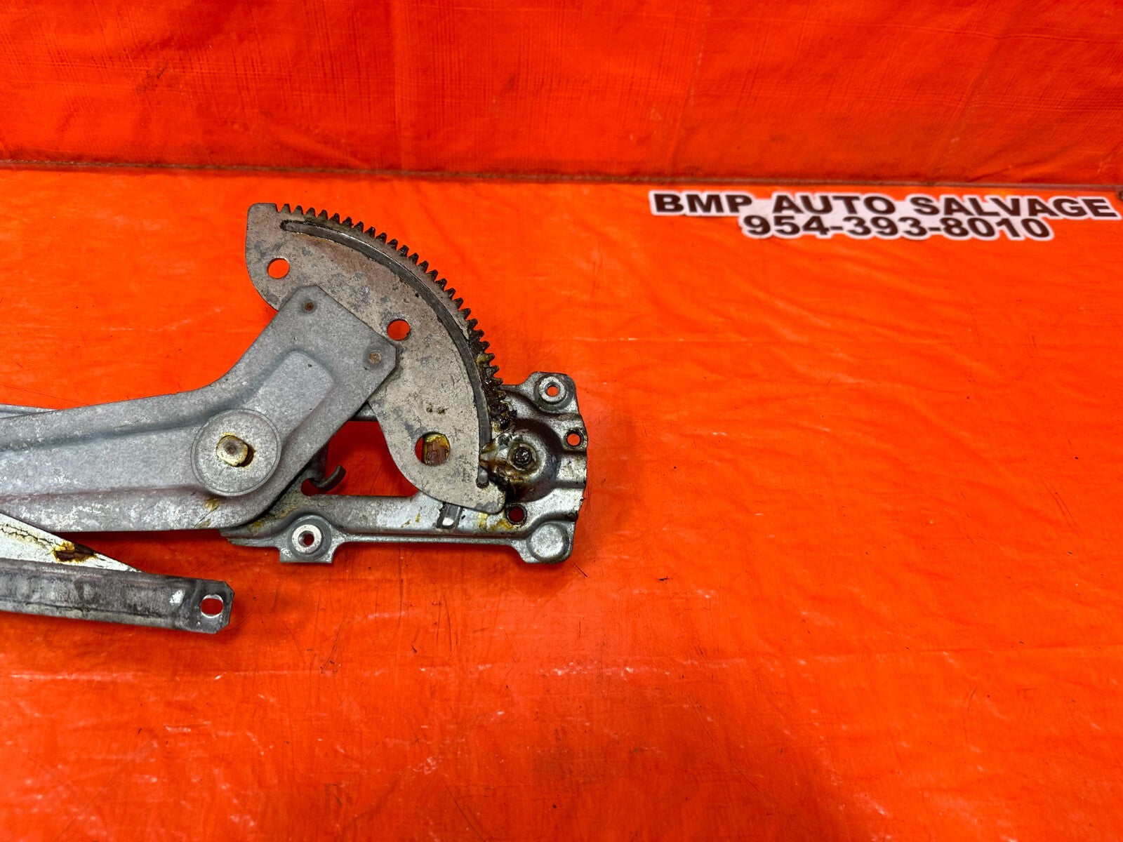 95 04 TOYOTA TACOMA   NON POWER MANUAL PASSENGER RIGHT WINDOW REGULATOR OEM 2494
