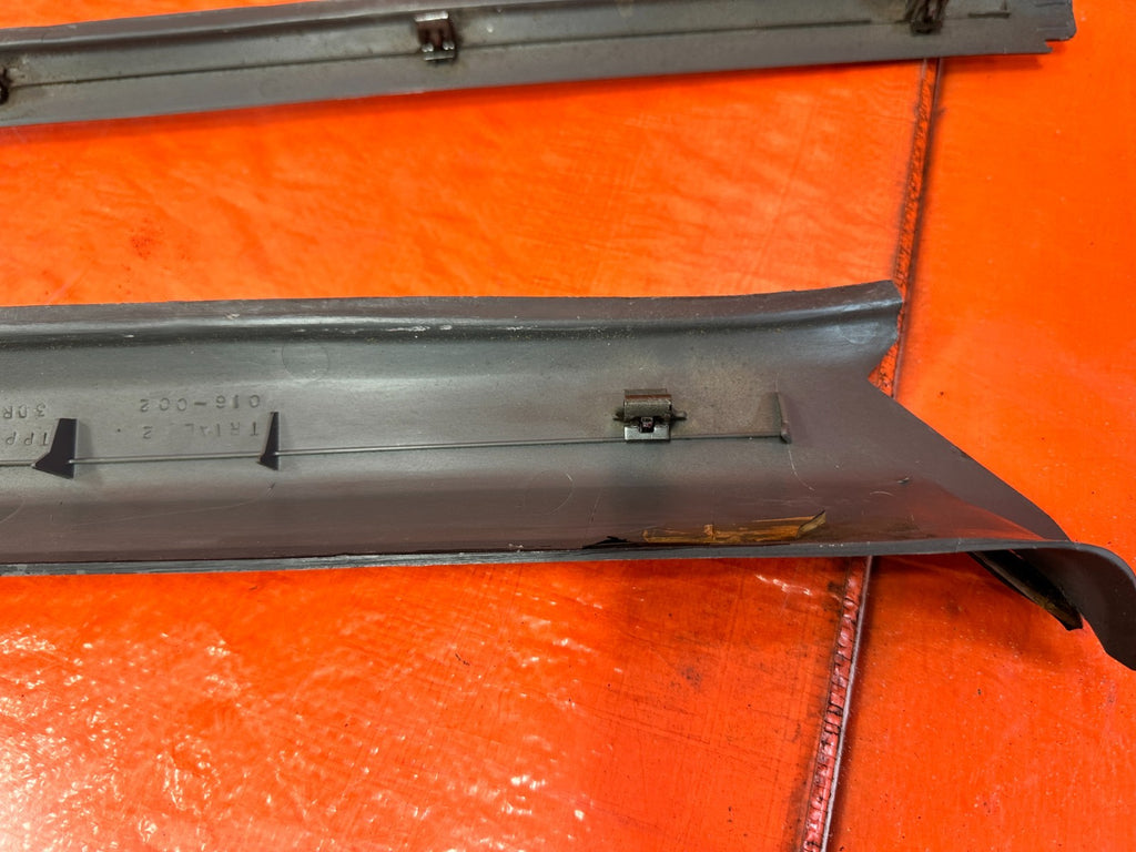 90 91 HONDA CIVIC HATCHBACK   LEFT & RIGHT A PILLARS   OEM 3259