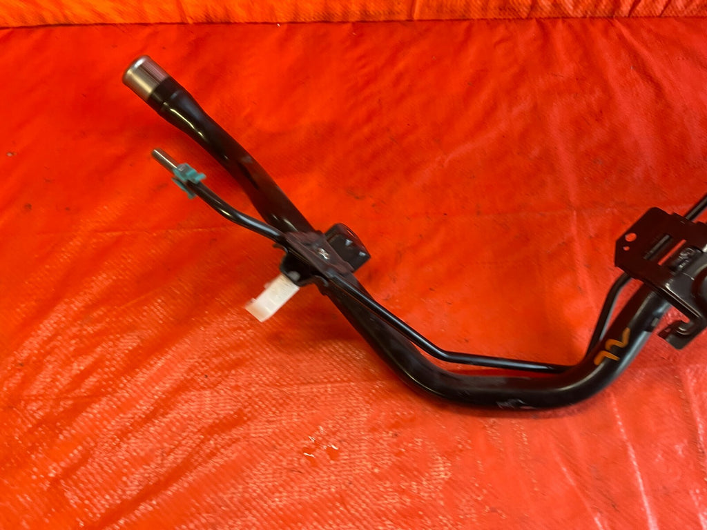 18 21 SUBARU CROSSTREK   GAS FILLER NECK FUEL GASOLINE   OEM FACTORY OE #724