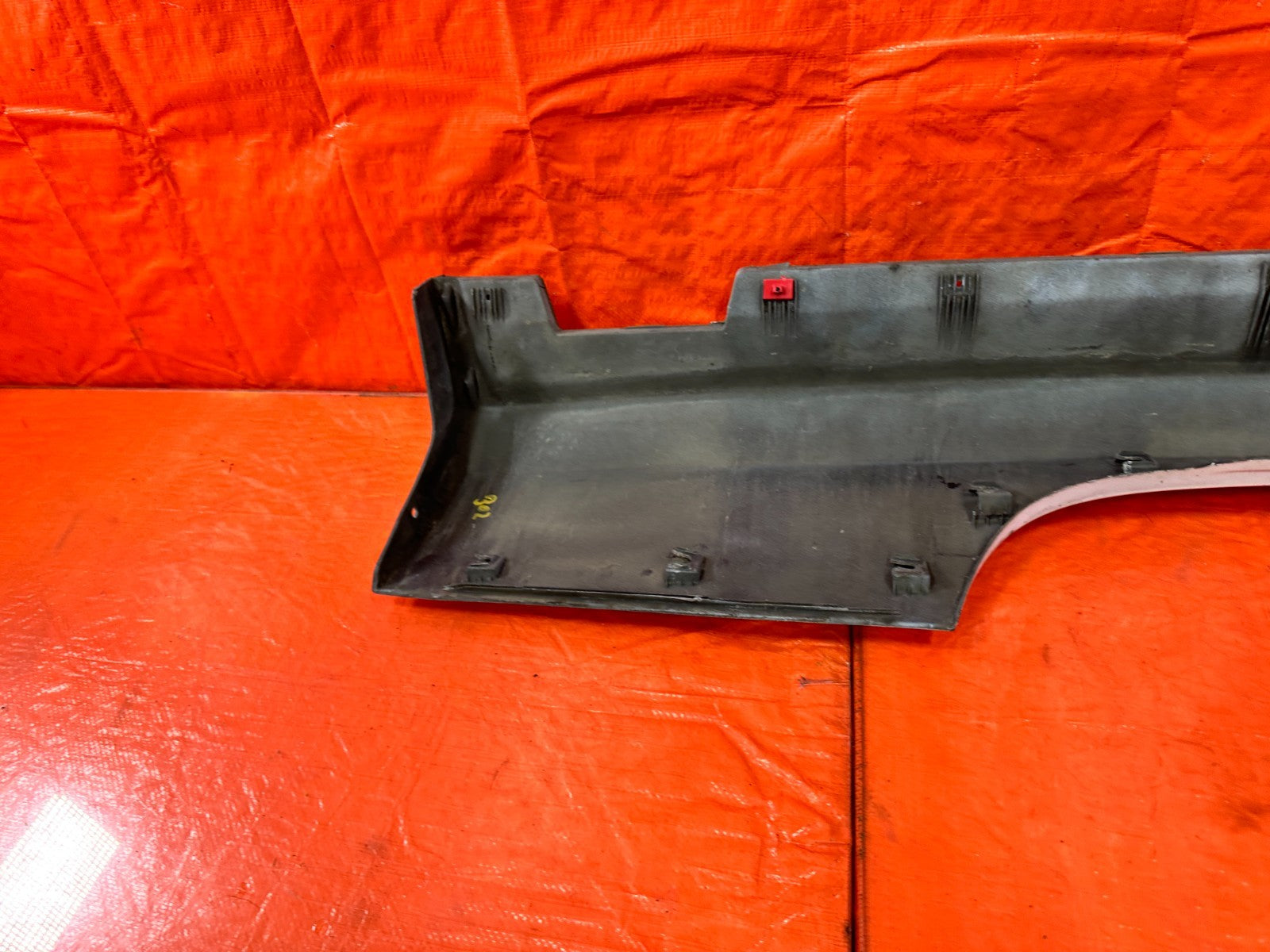 10 16 HYUNDAI GENESIS COUPE RIGHT SIDE SKIRT ROCKER MOLDING TRIM OEM #30218