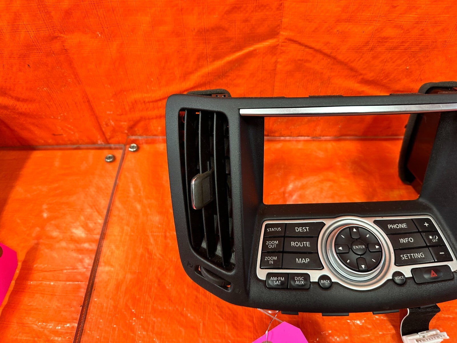 08 13 INFINITI G37   RADIO NAVIGATION CONTROL BEZEL SWITCHES   28395 JK65B   2785