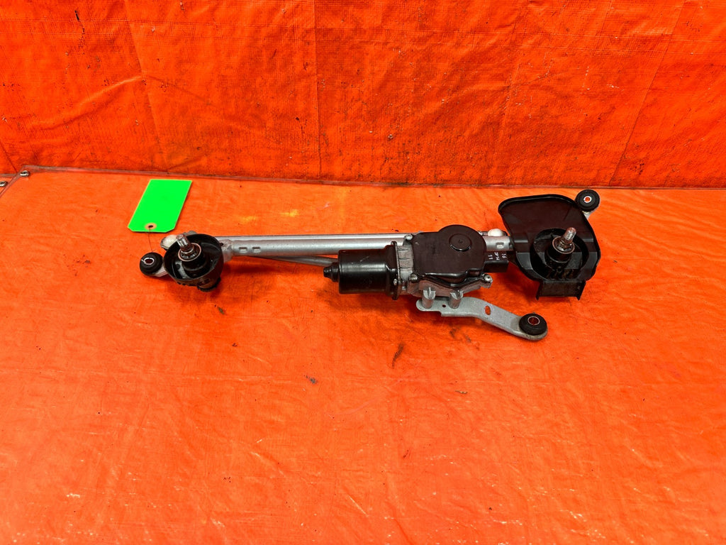 OEM 2014 2015 2016 INFINITI Q50 WINDSHIELD WIPER MOTOR WITH LINKAGE  OEM 3141