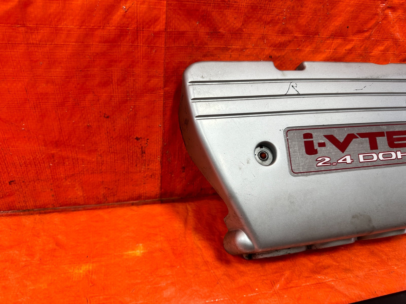 04 08 ACURA TSX   K24A2 INTAKE MANIFOLD SPARK PLUG COVER   OEM #3043