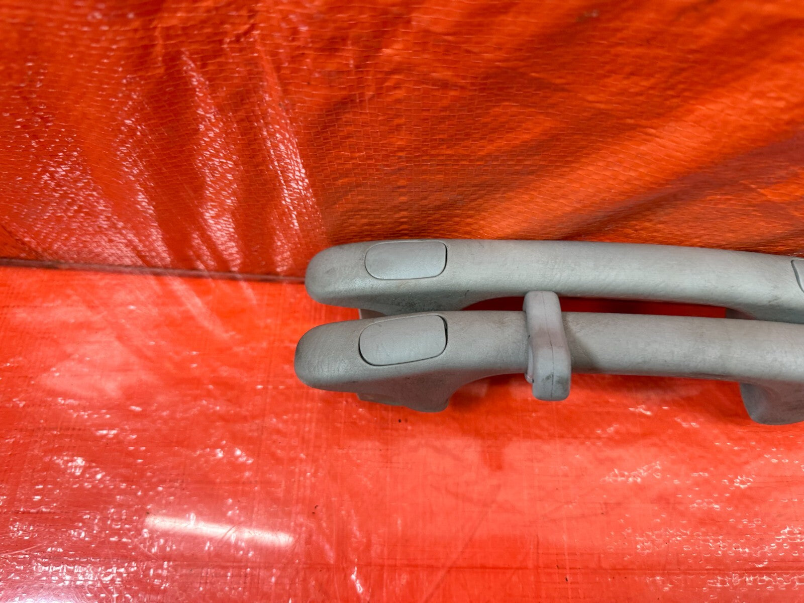 02 05 HONDA CIVIC SI EP3 HATCHBACK   INTERIOR GRAB HANDLE SET LEFT RIGHT OEM 1867