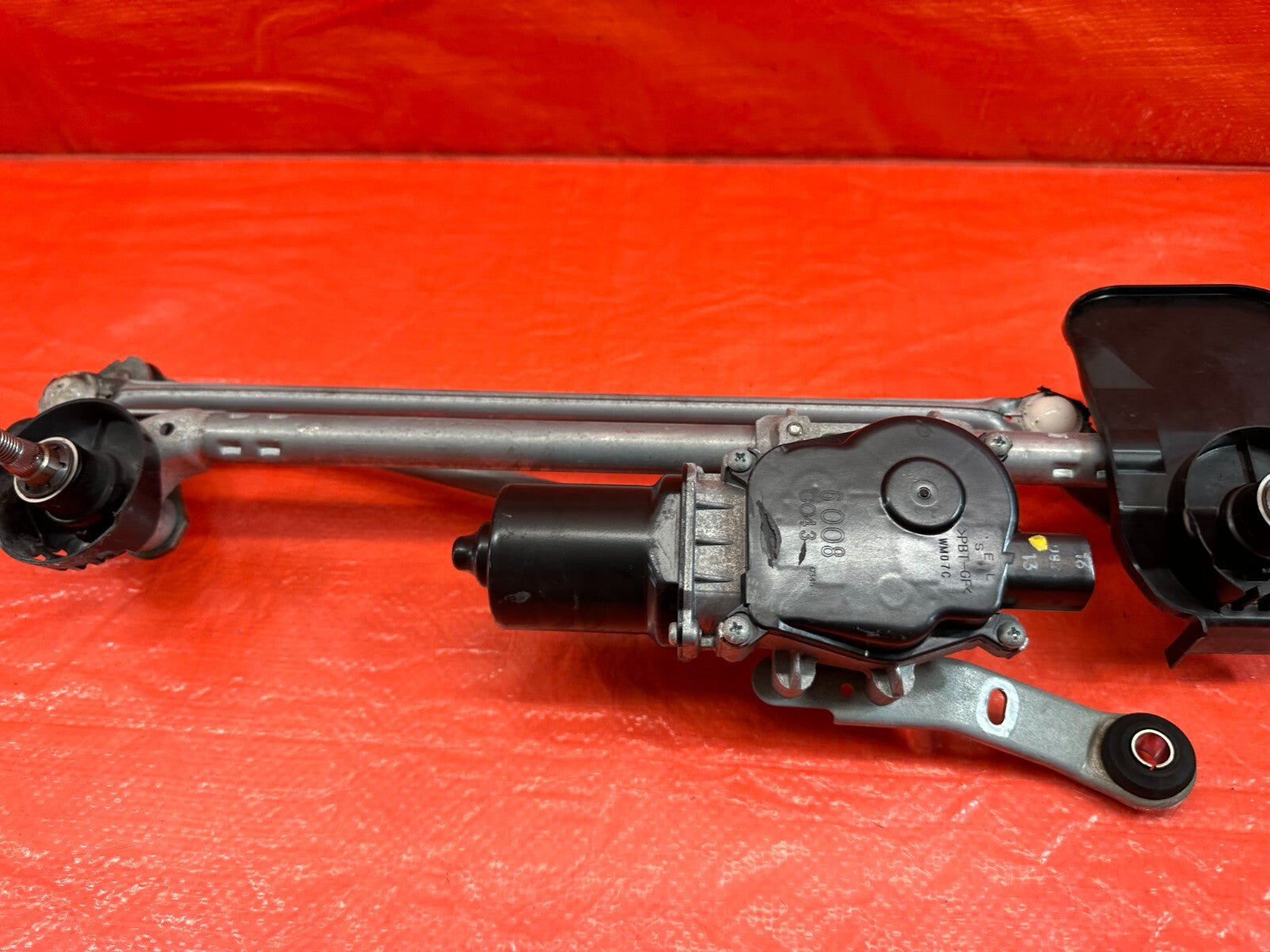 14 20 INFINITI Q50 Q60   WINDSHIELD WIPER MOTOR W/ LINKAGE   OEM FACTORY #1855