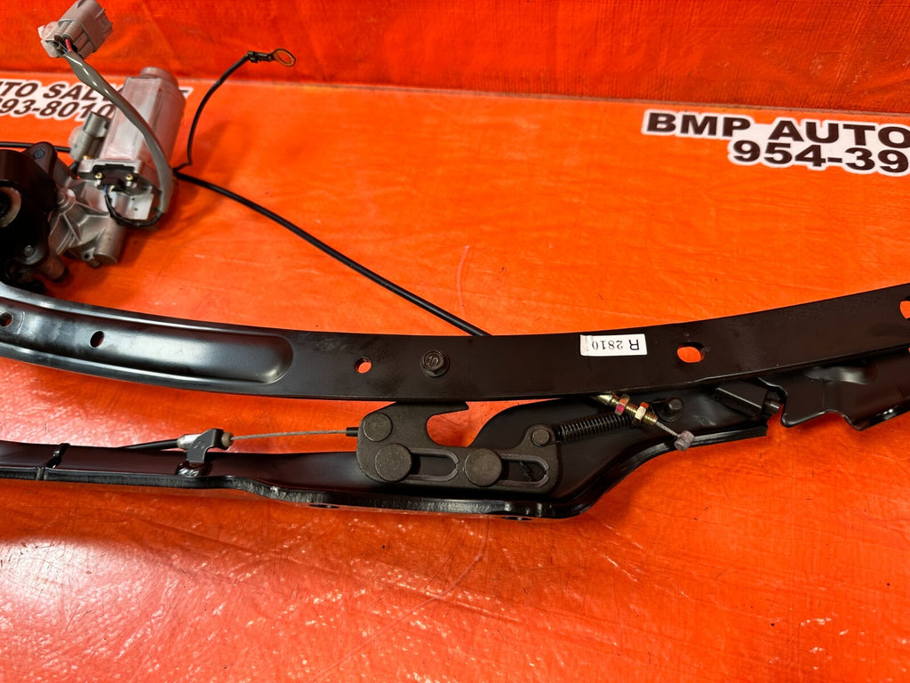02 10 LEXUS SC430   RIGHT CONVERTIBLE ROOF PANEL SUB LINK W/ MOTOR   OEM #26112