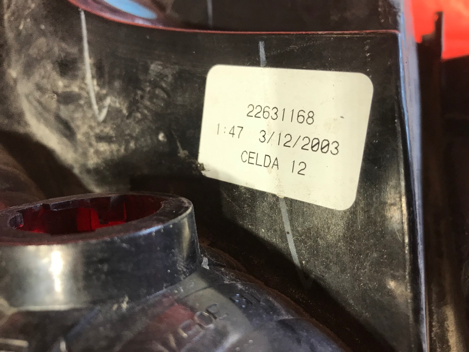 OEM 2003 2004 03 04 SATURN ION 4 DOOR SEDAN PASSENGER RIGHT TAIL LIGHT LAMP9