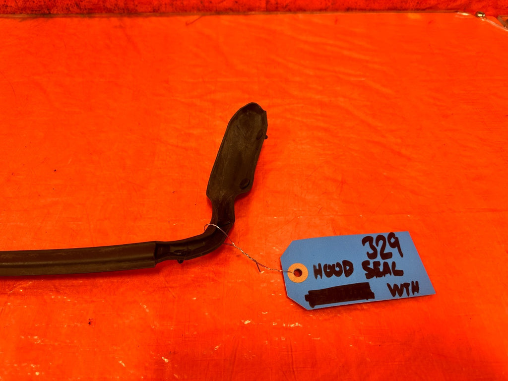 08 15 INFINITI G37 Q60 FRONT HOOD ENGINE BAY WEATHERSTRIP SEAL RUBBER OEM #3291