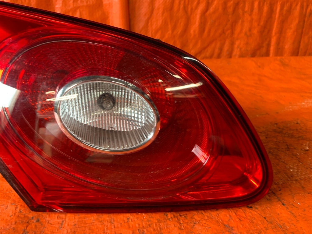 OEM 2010 2011 2012 VOLKSWAGEN CC   TAIL LIGHT LAMP   DRIVER LEFT INNER FITMENT4