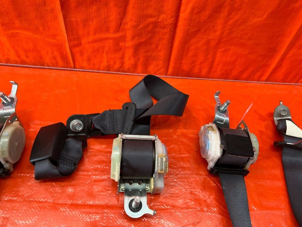 06 11 HONDA CIVIC SI COUPE   REAR SEAT BELT SET   SEAT BELTS LEFT RIGHT OEM #926
