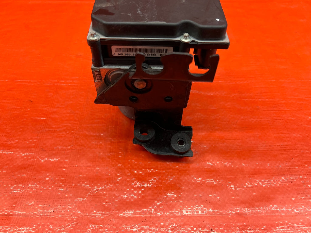 2008 INFINTI G37 COUPE S SPORT   ABS PUMP ANTI SKID LOCK ACTUATOR VSA MODULATOR4