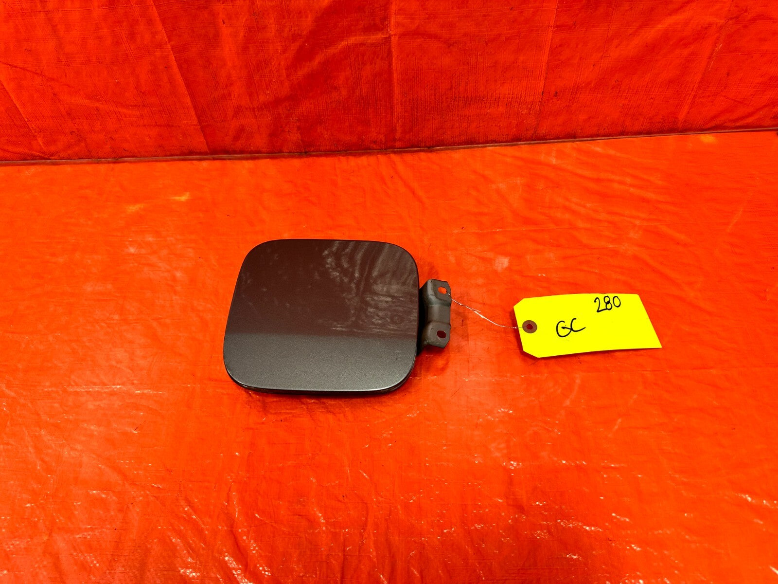 02 06 ACURA RSX BASE & TYPE S   GAS FUEL LID COVER   OEM FACTORY #2800
