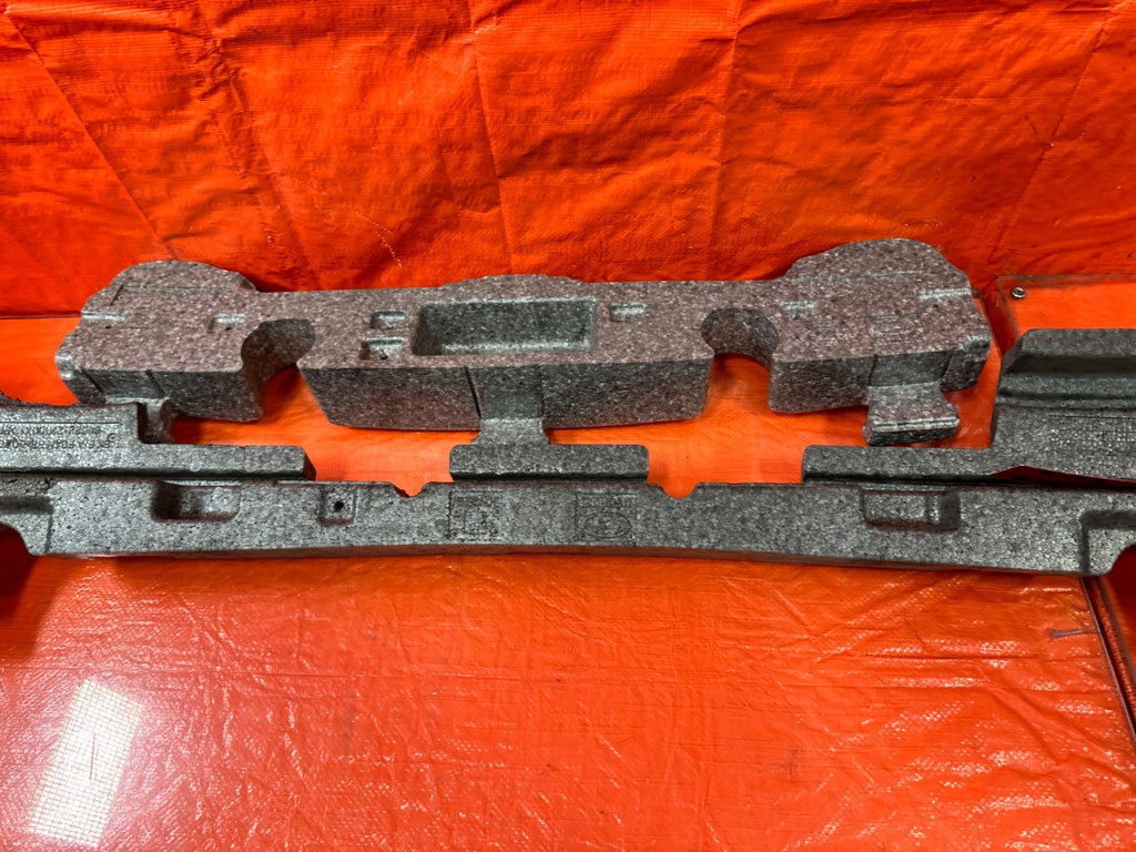 10 16 HYUNDAI GENESIS COUPE   REAR BUMPER FOAM IMPACT ENERGY ABSORBER OEM 30214
