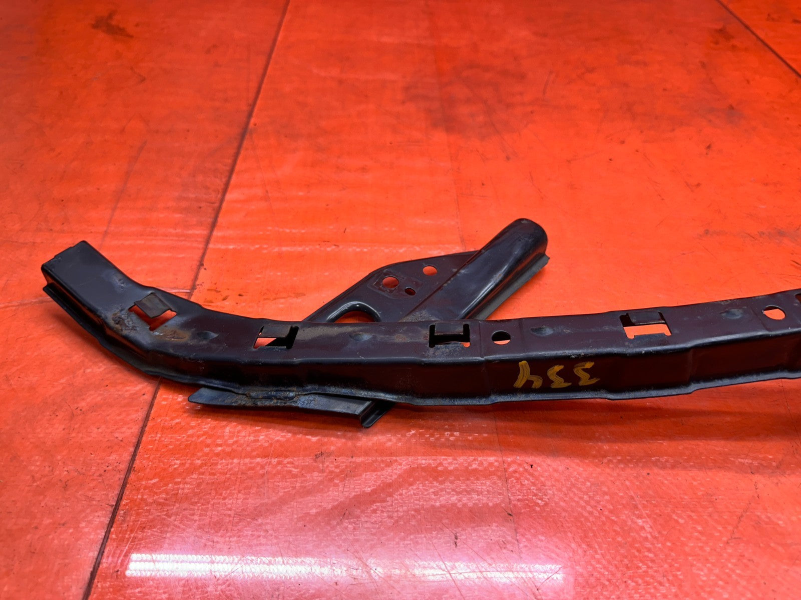 13 15 HONDA CIVIC SI 4D 2.4L LEFT DRIVER FRONT HEADLIGHT MOUNTING BRACKET OEM #35