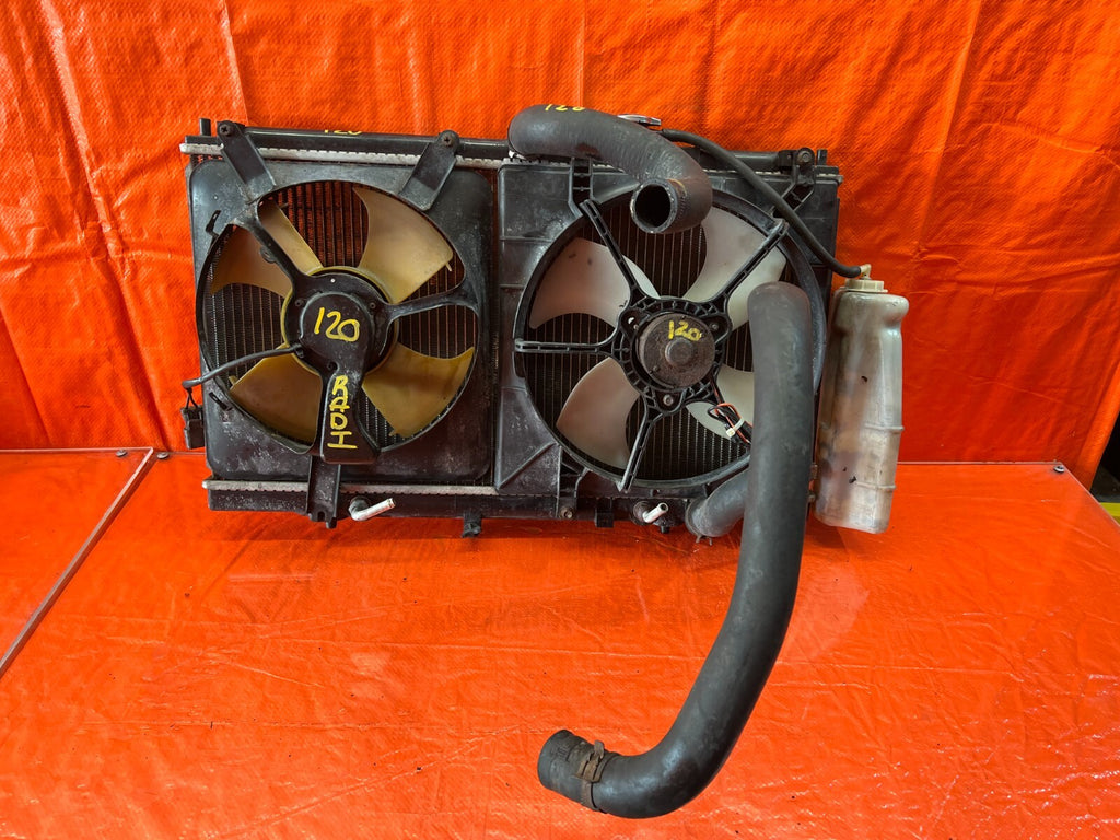 99 01 HONDA PRELUDE   MANUAL RADIATOR W/ BOTH COOLING FANS & OVERFLOW TANK   OEM7