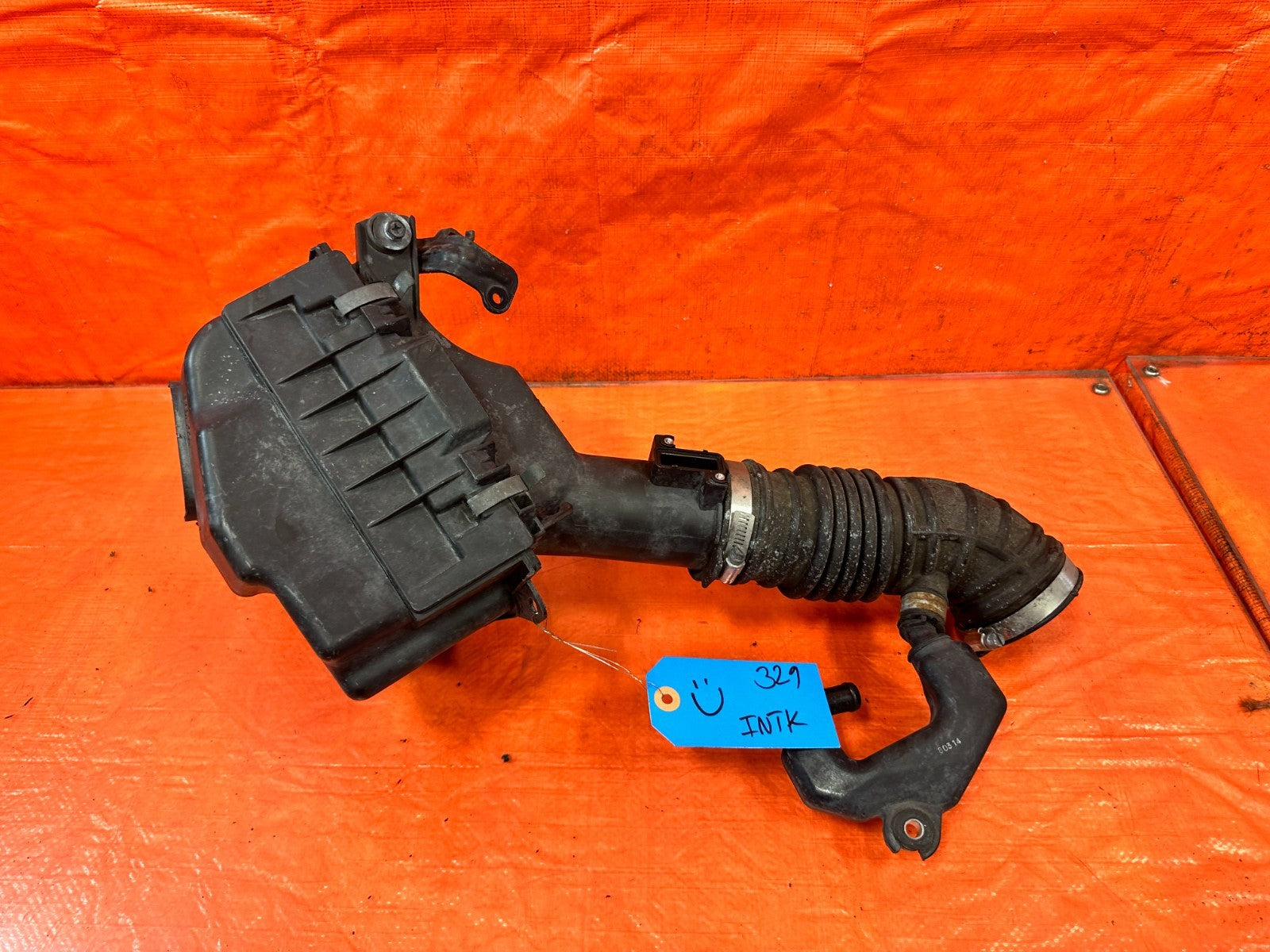 08 15 INFINITI G37 Q60 3.7L RIGHT PASSENGER AIR CLEANER INTAKE BOX TUBE #3290
