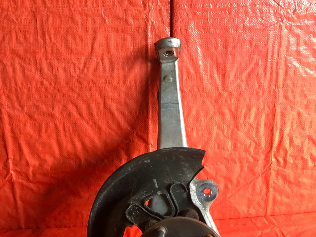 OEM 2016 2017 LEXUS IS350 DRIVER LEFT FRONT SPINDLE KNUCKLE HUB   RWD   BASE MDL3