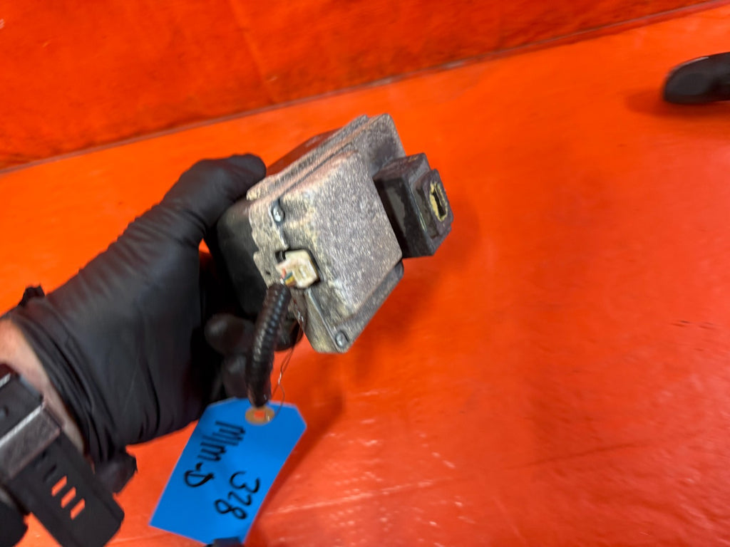08 13 INFINITI G37 COUPE & CONVERTIBLE   STEERING COLUMN LOCK   OEM #3288