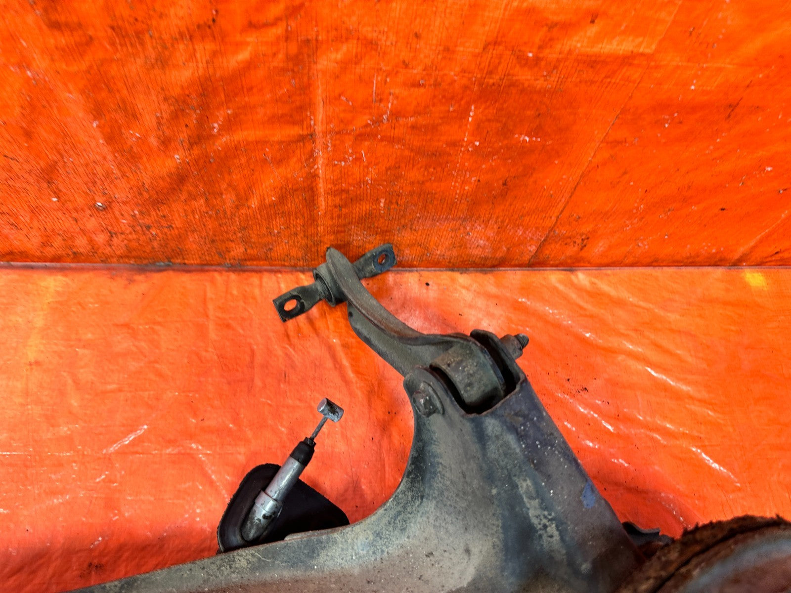 90 91 HONDA CIVIC HATCHBACK   DRIVER LEFT REAR TRAILING ARM LOWER ARM   OEM5