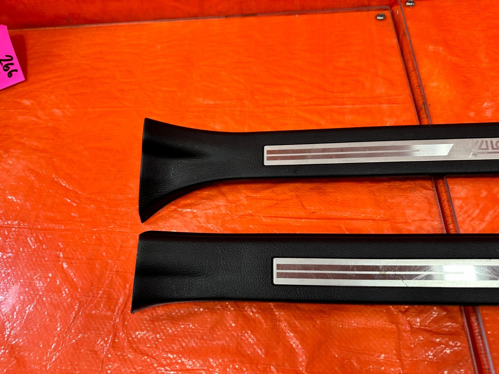 15 21 SUBARU WRX & STI   LEFT AND RIGHT FLOOR PILLARS SCUFF PLATE SET OEM #2669
