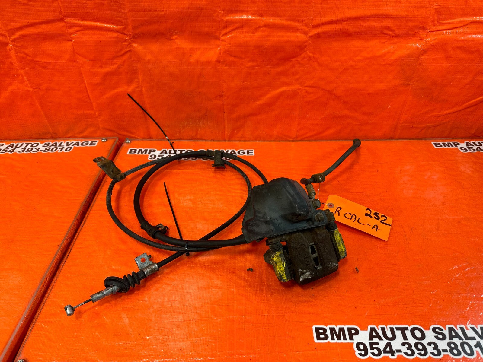 92 01 HONDA PRELUDE   BRAKE CALIPER   DRIVER LEFT REAR SIDE   OEM FACTORY #2520