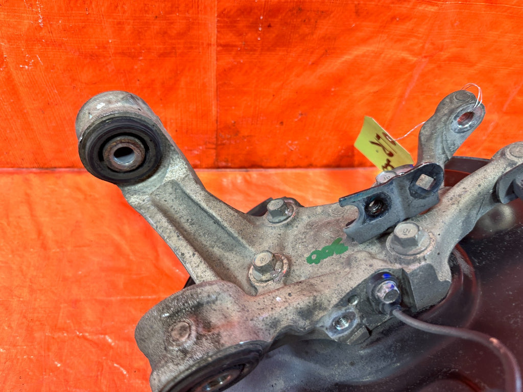 06 11 HONDA CIVIC SI   DRIVER LEFT REAR   SPINDLE KNUCKLE HUB   OEM #3007