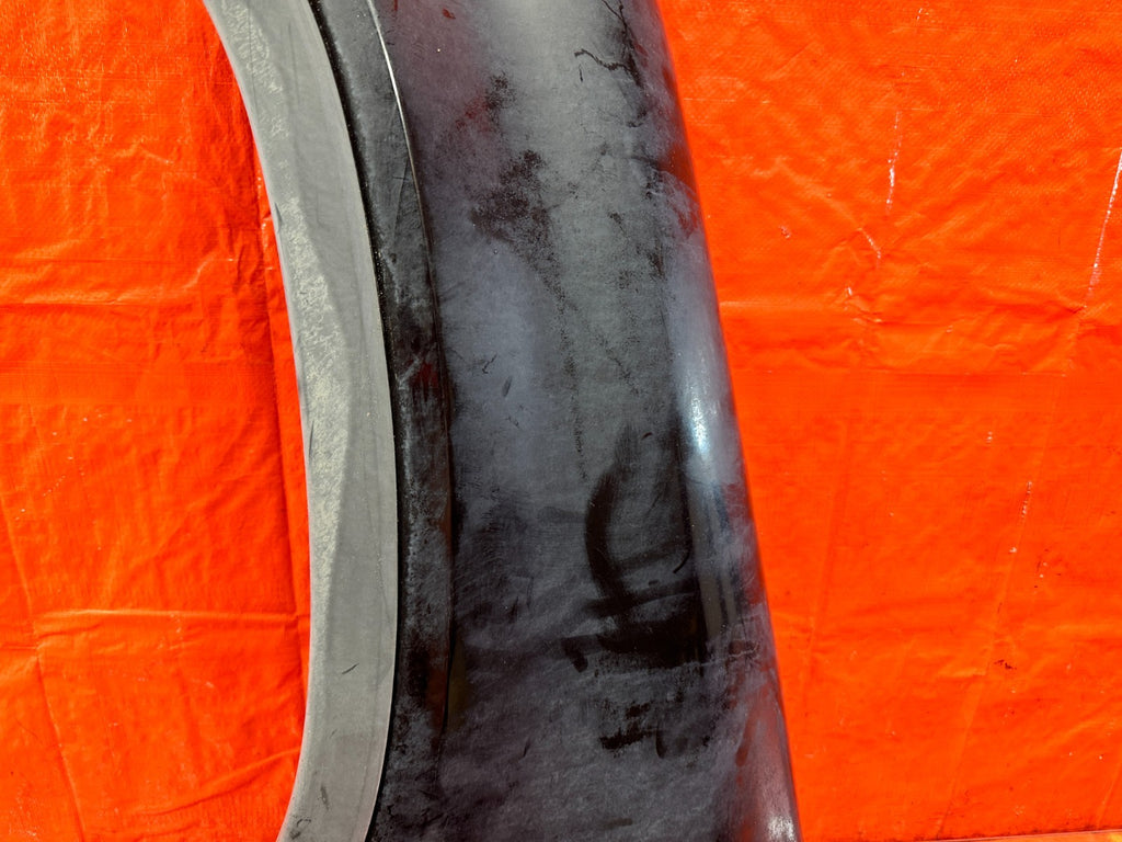 97 01 HONDA CR V CRV   DRIVER LEFT FENDER WITH OUTER TRIM   OEM FACTORY #3012