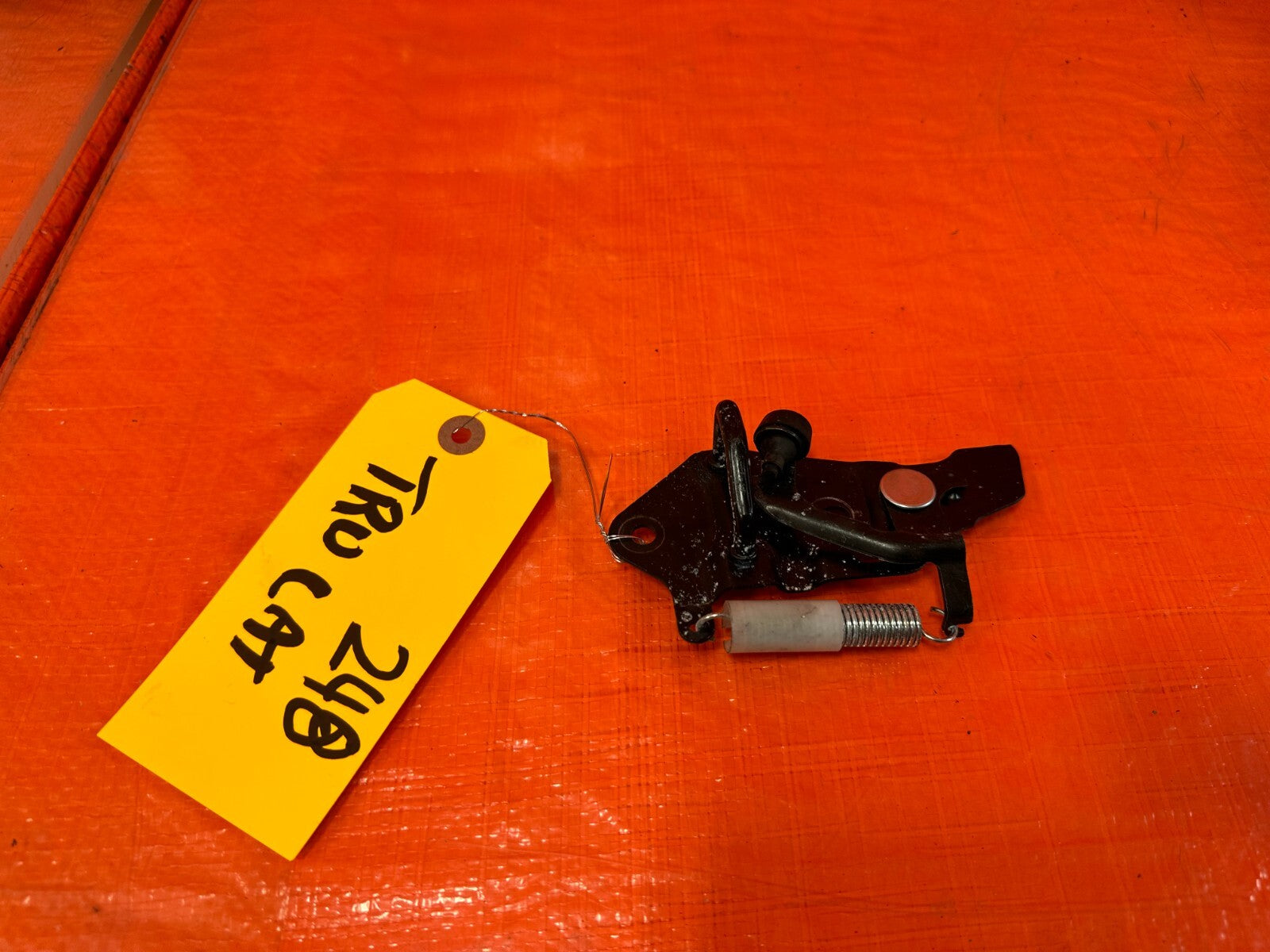 08 15 INFINITI G37 & Q60    2D COUPE   TRUNK STRIKER HOOK LATCH LOCK   OEM #2480