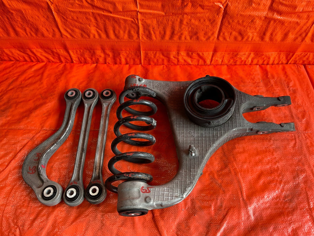 11 16 PORSCHE   PANAMERA 4 MODEL   AWD   DRIVER LEFT REAR CONTROL ARM SET OEM 650