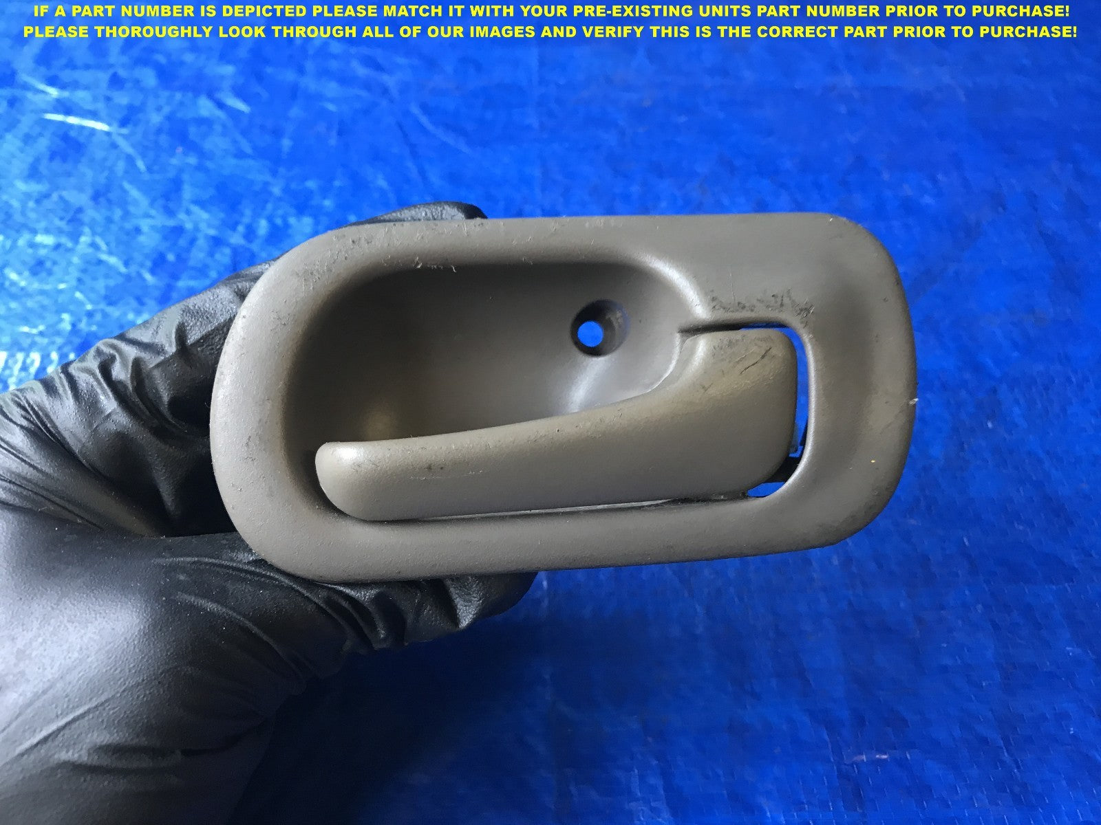 OEM 1996 1998 HONDA CIVIC SEDAN PASSENGER RIGHT REAR INTERIOR DOOR HANDLE   0