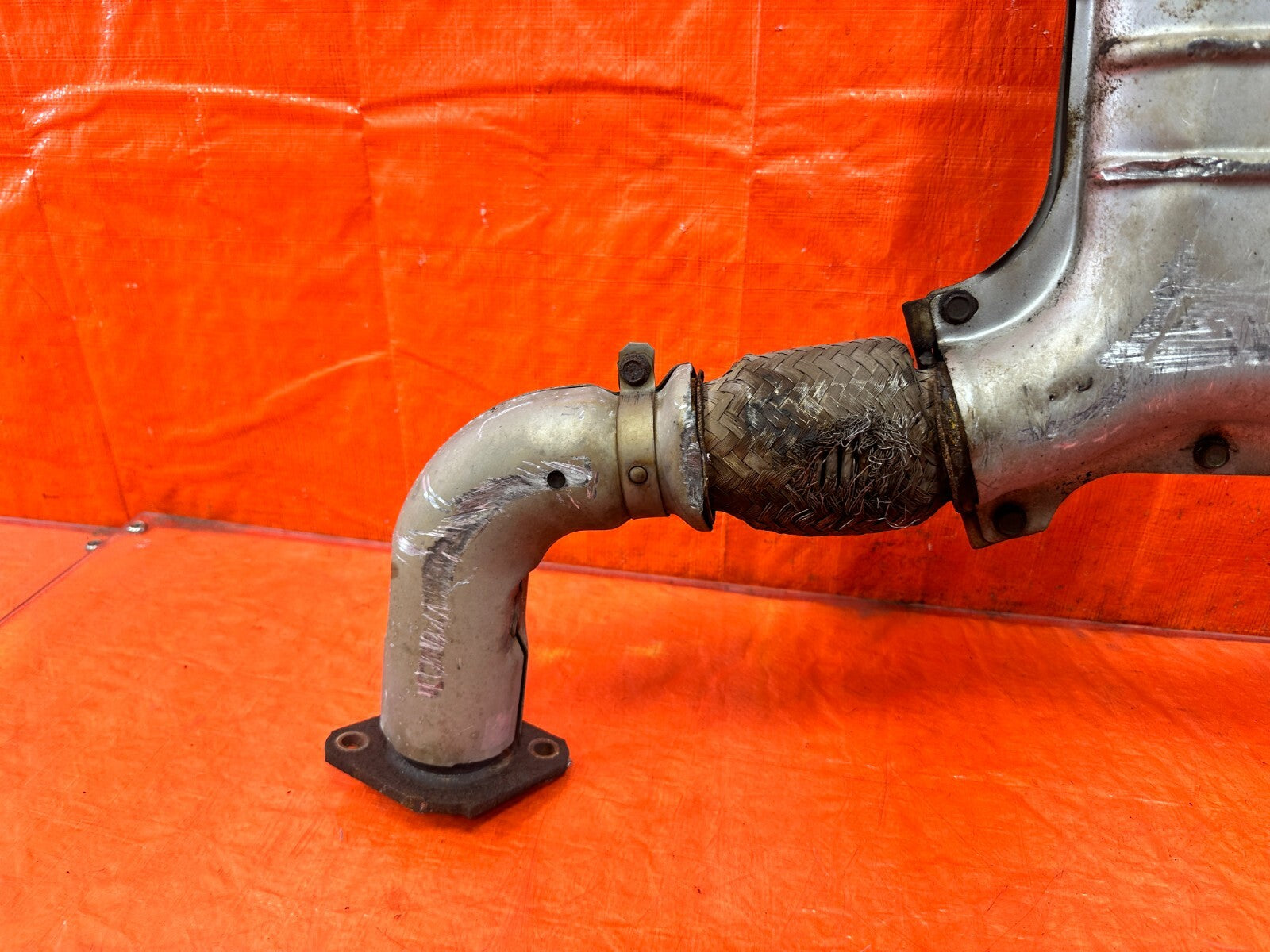 03 05 INFINITI G35 COUPE   CENTER EXHUAST MID PIPE Y PIPE   OEM #2984