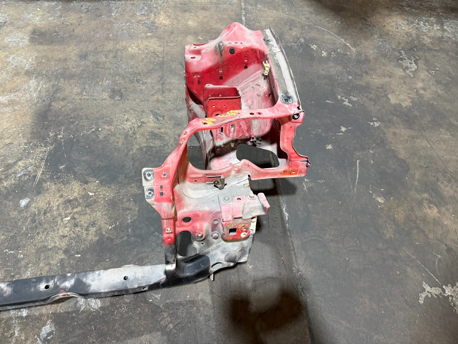 90 91 HONDA CIVIC HATCHBACK   RADIATOR SUPPORT CUT FRONT BULKHEAD    OEM 3252