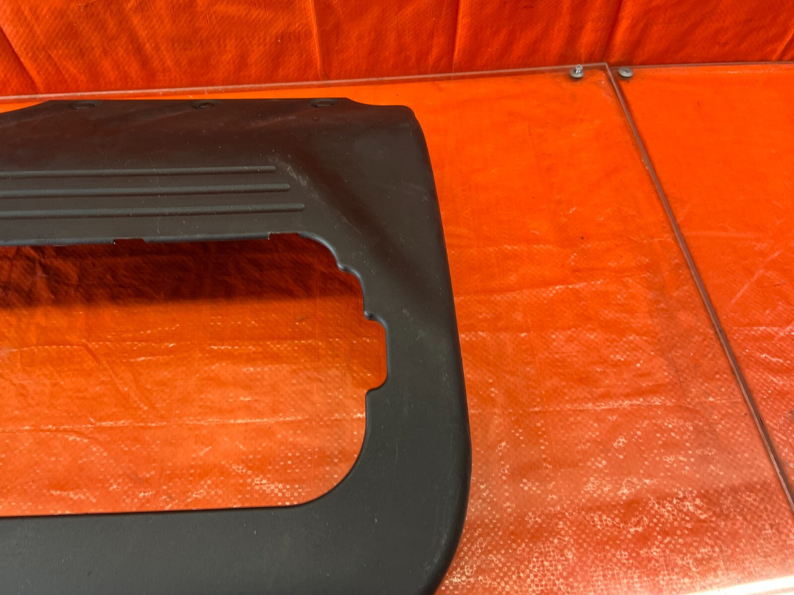 04 06 ACURA TL   ENGINE INTAKE MANIFOLD TRIM PLASTIC SHROUD   OEM FACTORY #1374