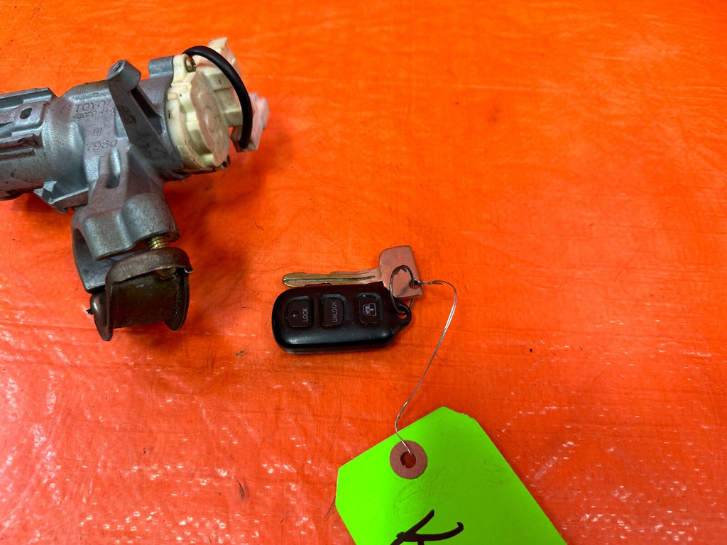 00 05 TOYOTA CELICA   MANUAL MODEL   IGNITION SWITCH W/ MATCHING KEY   OEM #2505