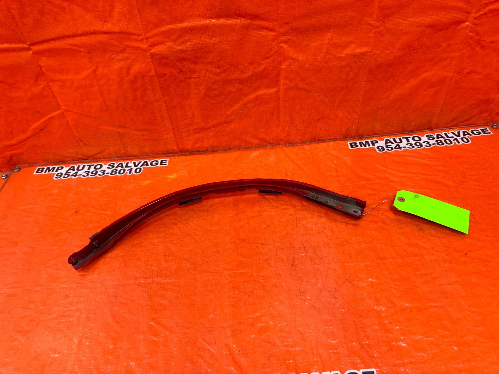 02 10 LEXUS SC430   HEADLIGHT HEADLAMP BRACKET   PASSENGER RIGHT   OEM #2618